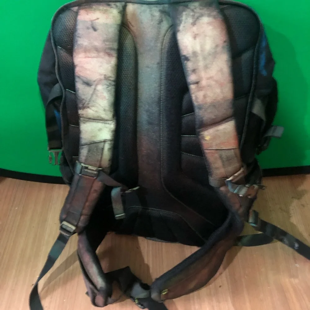 Handpainted Tortuga backpack - Picture 2 of 2